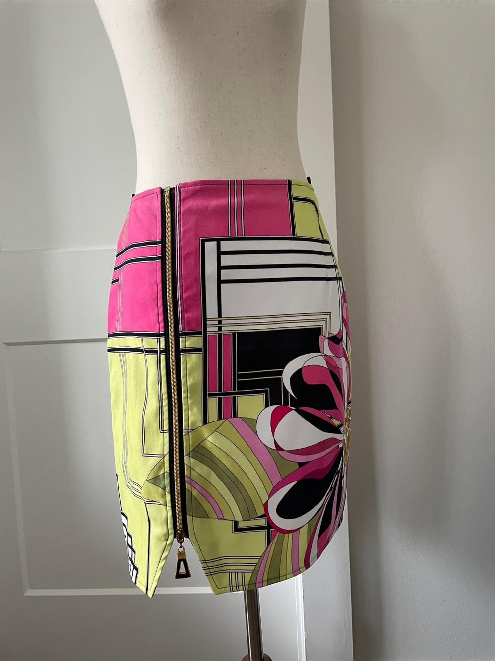 Pink & Lime Graphic Print Pencil Skirt